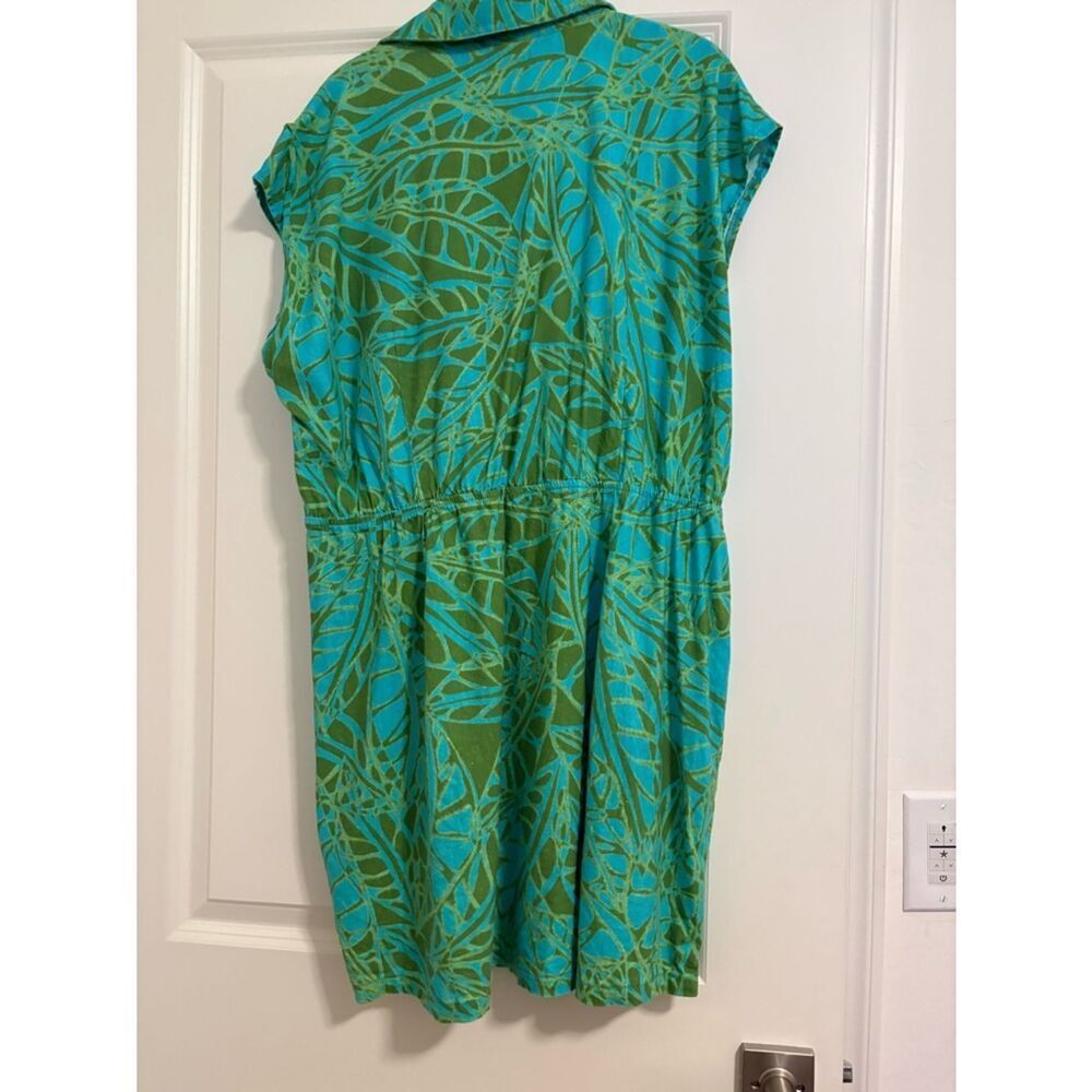 Kut from the Kloth Jubilee Wrap Dress - Picture 3 of 10